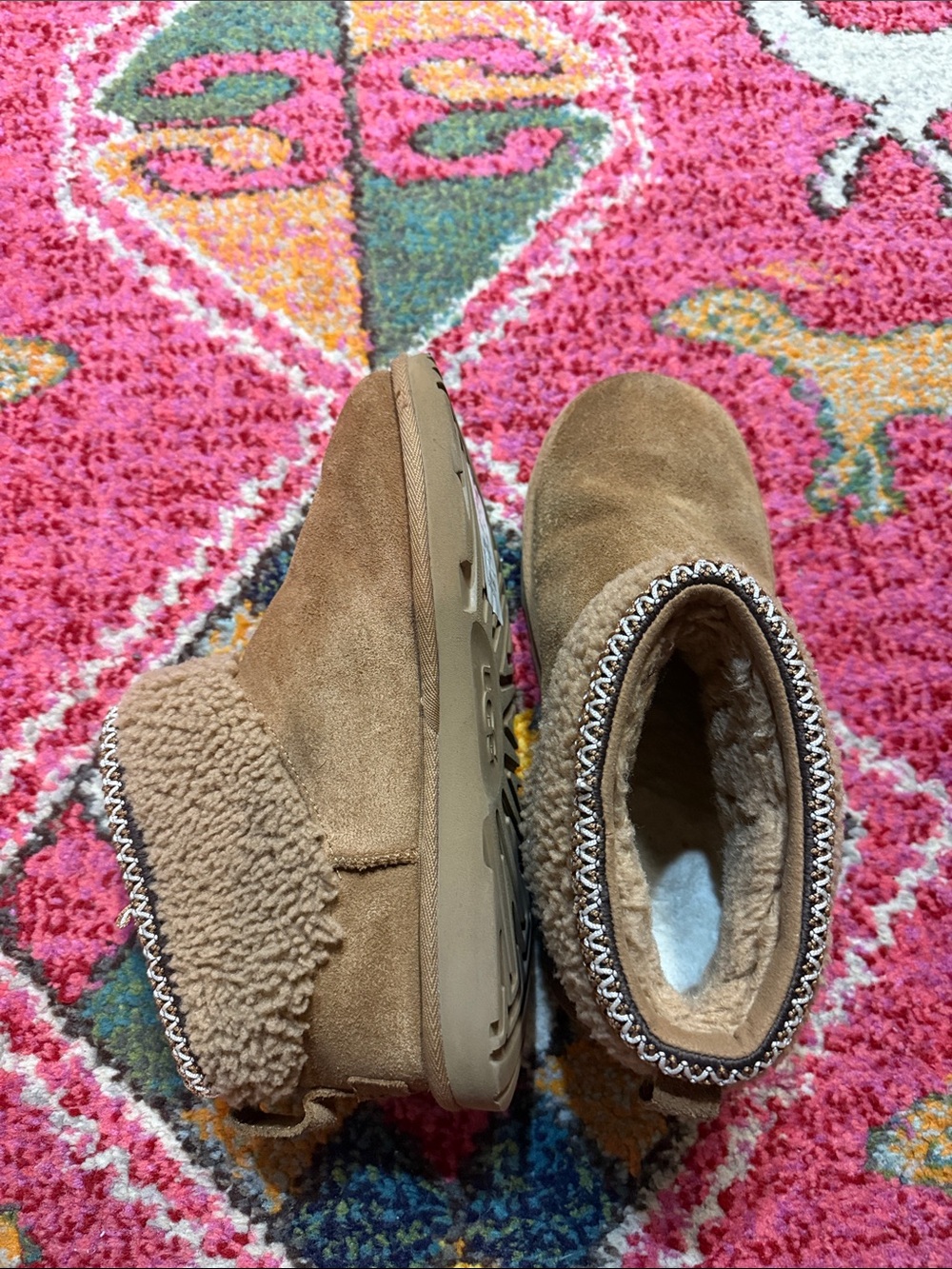 UGG Classic Ultra Mini Maxi Curly boot